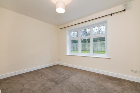 1 bedroom apartment to rent, Brackendale Close