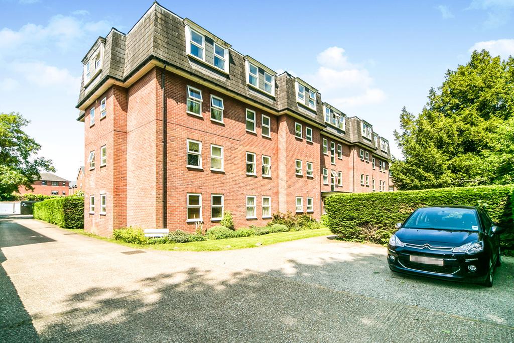 Brechin Court, Reading 1 bed apartment to rent £1,050 pcm (£242 pw)