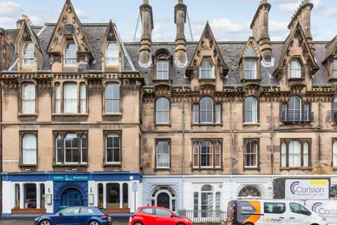 3 bedroom flat for sale, 35 (3F1) Castle Terrace, Old Town, Edinburgh, EH1 2EL