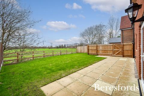 4 bedroom link detached house for sale, Scholars Green, Felsted, CM6