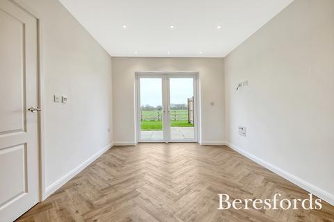 4 bedroom link detached house for sale, Scholars Green, Felsted, CM6