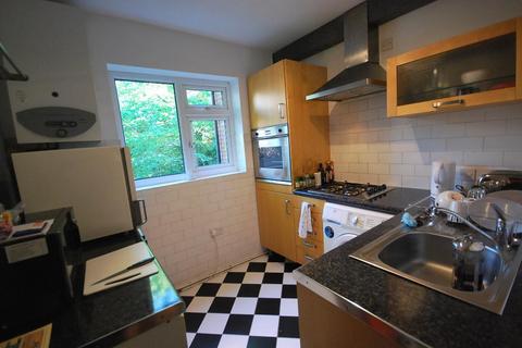 Flat 16, Everett Court Aldborough Close, Manchester, M20 3DT