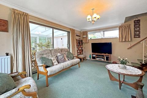 3 bedroom detached house for sale - Bench Field, South Croydon, CR2 7HX