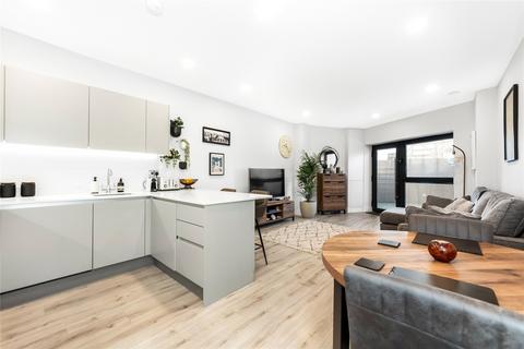 83 Edward Road, Coulsdon, CR5 2NQ