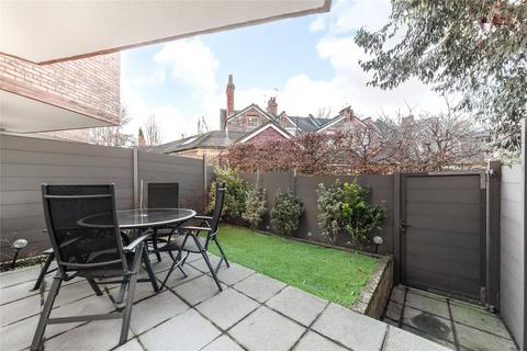 83 Edward Road, Coulsdon, CR5 2NQ