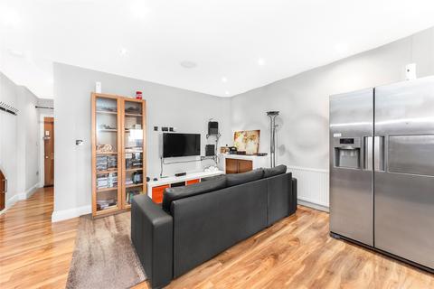 2 bedroom apartment for sale, Trafford Road, Thornton Heath, CR7