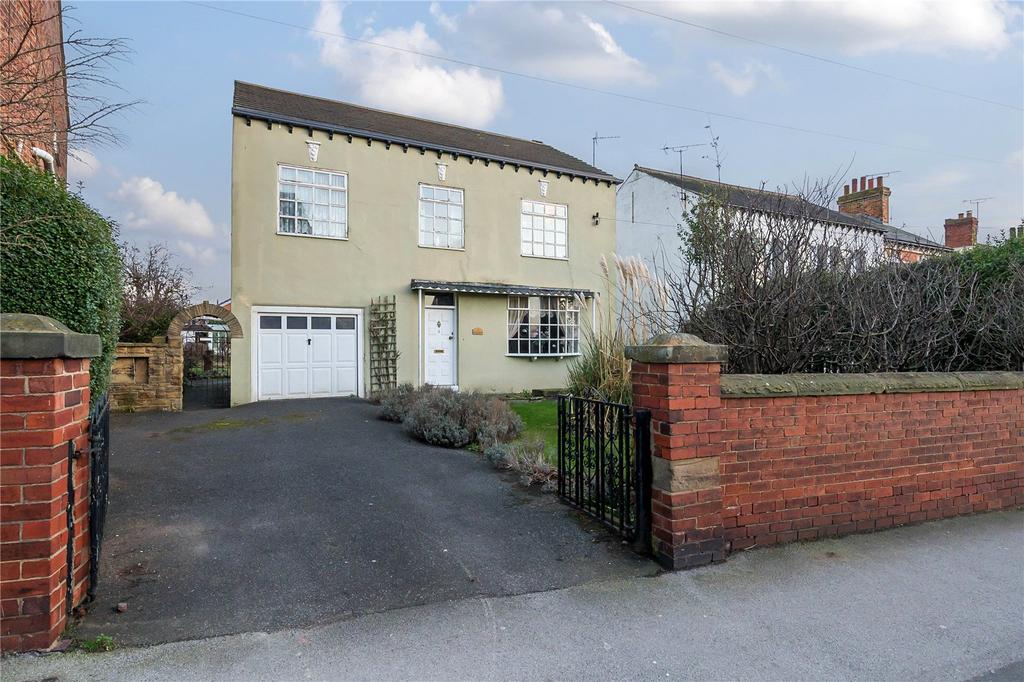 Lidgett Lane, Garforth, Leeds, West Yorkshire 5 bed detached house for