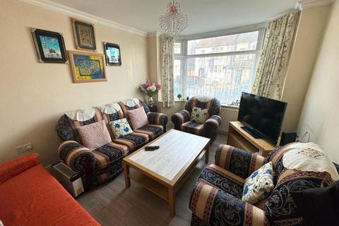 50 Beverley Road, Luton, LU4 8EU