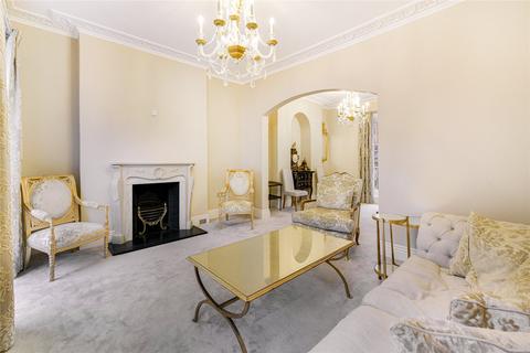 4 bedroom terraced house to rent, Chester Row, Belgravia, London, SW1W