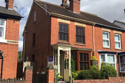 3 bedroom semi-detached house for sale, Belle Orchard, Ledbury, Herefordshire, HR8 1DE