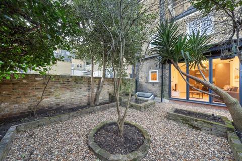 Flat 1, 6 Gascony Avenue, London, NW6 4NA