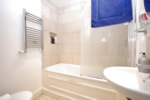 2 bedroom apartment to rent, Arodene Road, Brixton SW2