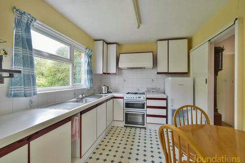 17 Pages Lane, Bexhill-on-sea, TN39 3RD
