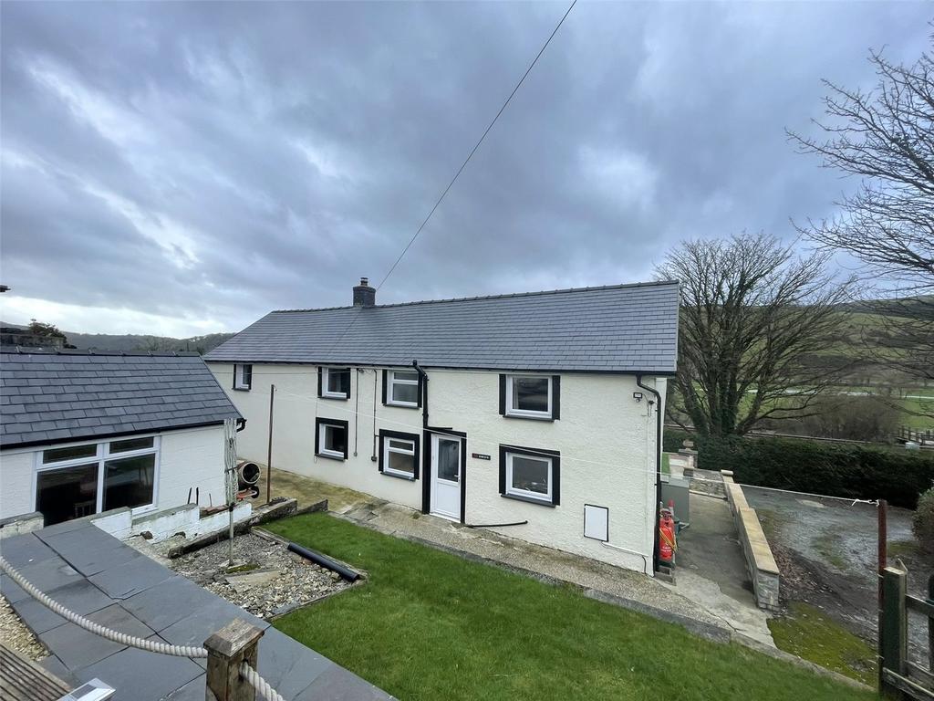 Machynlleth, Powys, SY20 3 bed house for sale £300,000