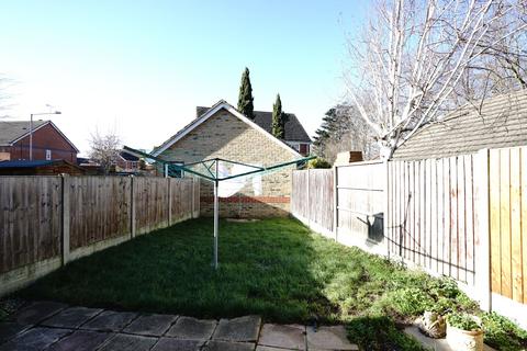 3 Hazel Drive, South Ockendon, RM15 6JT