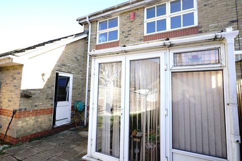3 Hazel Drive, South Ockendon, RM15 6JT