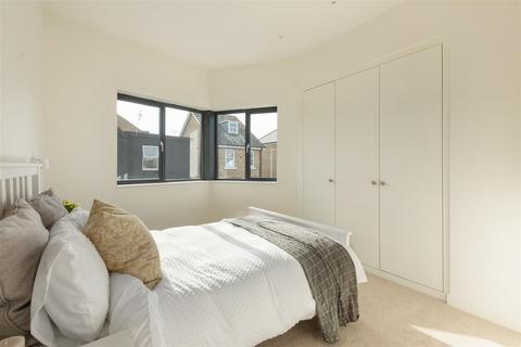 1 Hillview Road, Whitstable, CT5 4HX