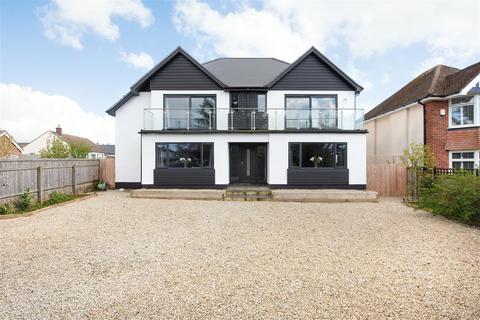37 Bennells Avenue, Whitstable, CT5 2HL