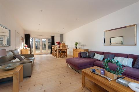 37 Bennells Avenue, Whitstable, CT5 2HL