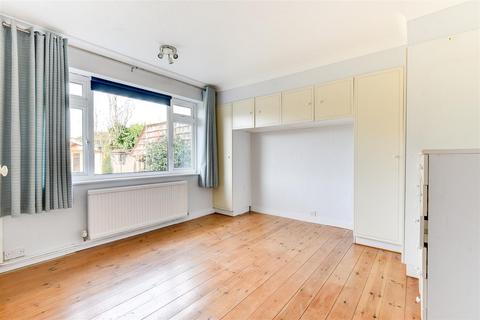 9 Beech Road, Findon, Worthing, BN14 0UR