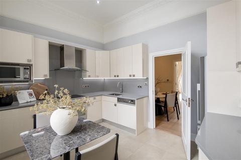 3 bedroom apartment for sale - Onslow Gardens, South Kensington SW7