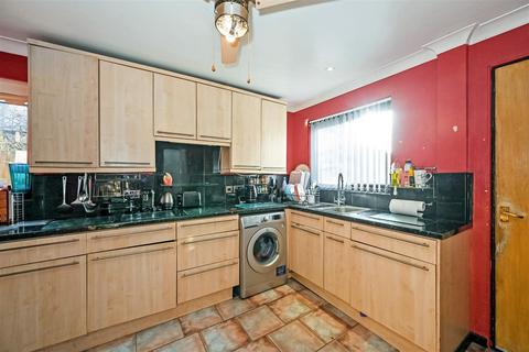 3 bedroom semi-detached house for sale, Harkness Drive, Waterlooville