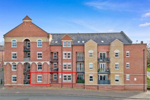 2 bedroom apartment for sale, Armstrong Drive, Worcester