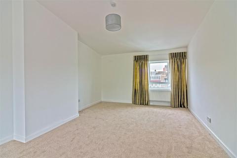 3 bedroom apartment for sale, Wallace Parade, Worthing