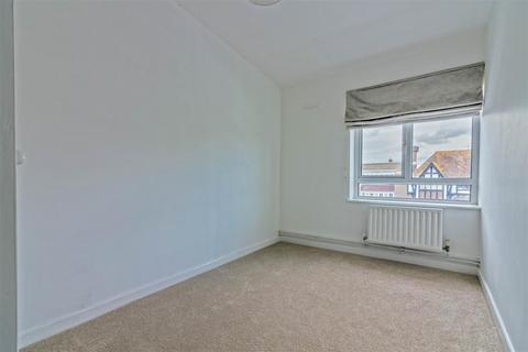 3 bedroom apartment for sale, Wallace Parade, Worthing