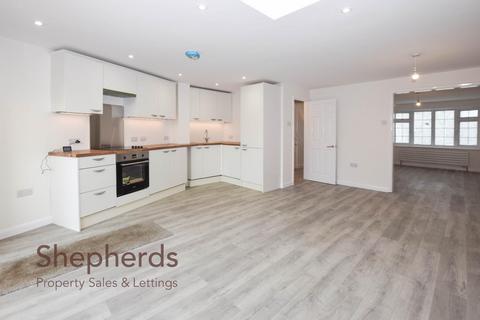 101 Penton Drive, Cheshunt, Waltham Cross, EN8 9RU