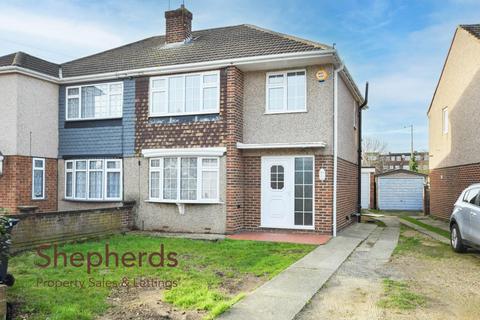 101 Penton Drive, Cheshunt, Waltham Cross, EN8 9RU