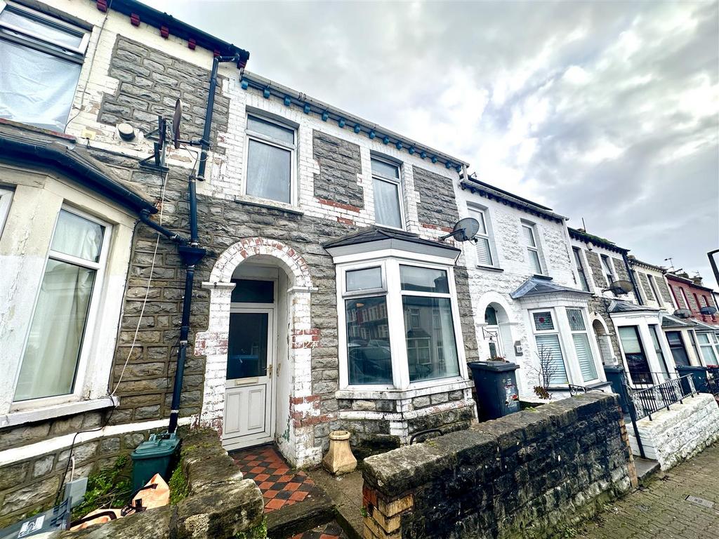 Hannah Street, Barry 2 bed terraced house for sale £129,950