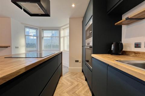 2 bedroom ground floor flat for sale, Blenheim Terrace, Scarborough