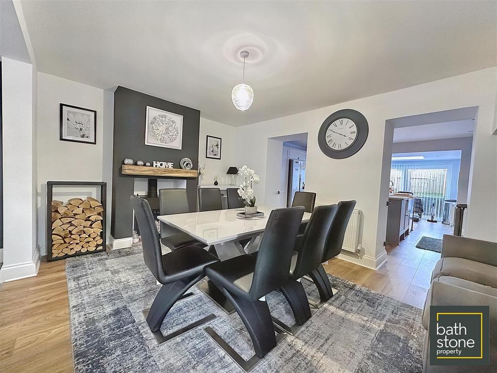 Wells Road, Radstock 4 bed end of terrace house for sale