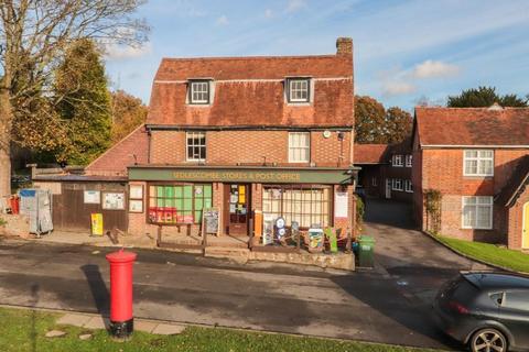 4 bedroom detached house for sale, The Green, Sedlescombe, TN33