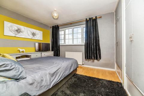 3 Dikelands Mount, High Green, Sheffield, S35 4FW