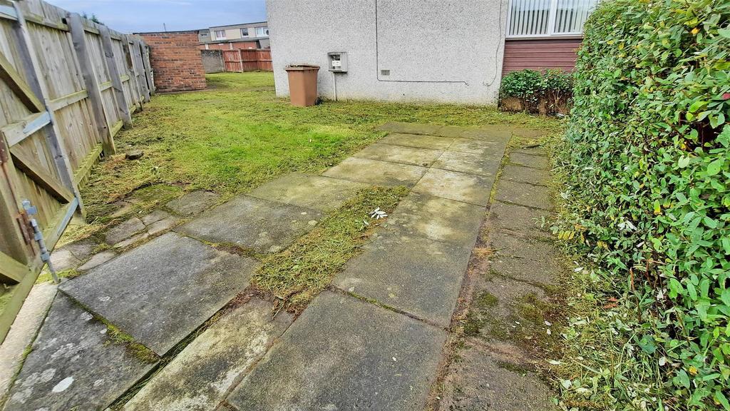 14 Annandale Gardens, Glenrothes KY6 1 JB