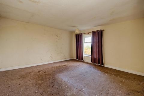 3 bedroom semi-detached house for sale, Ivy Cottage Farm, Netherfield Lane, Wadshelf, Chesterfield