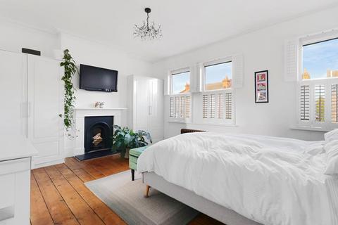 154 Venner Road, London, SE26 5JQ