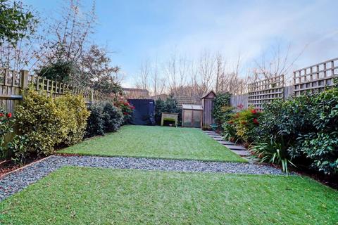 154 Venner Road, London, SE26 5JQ