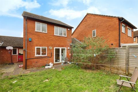 3 bedroom detached house for sale, Bank Spur, Cippenham