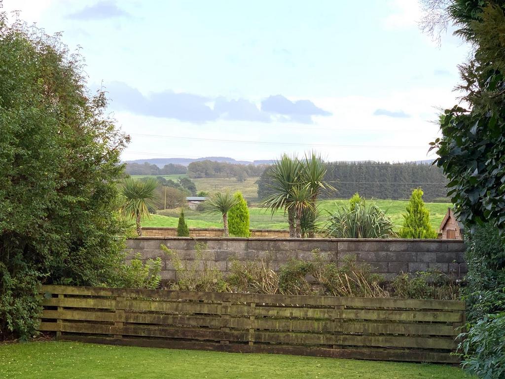 Drummond Park, Crook of Devon - Rear Garden