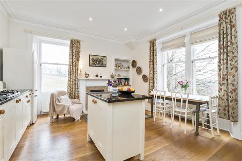 Ivy Knoll Ancaster Road, Crieff, PH7 4AL