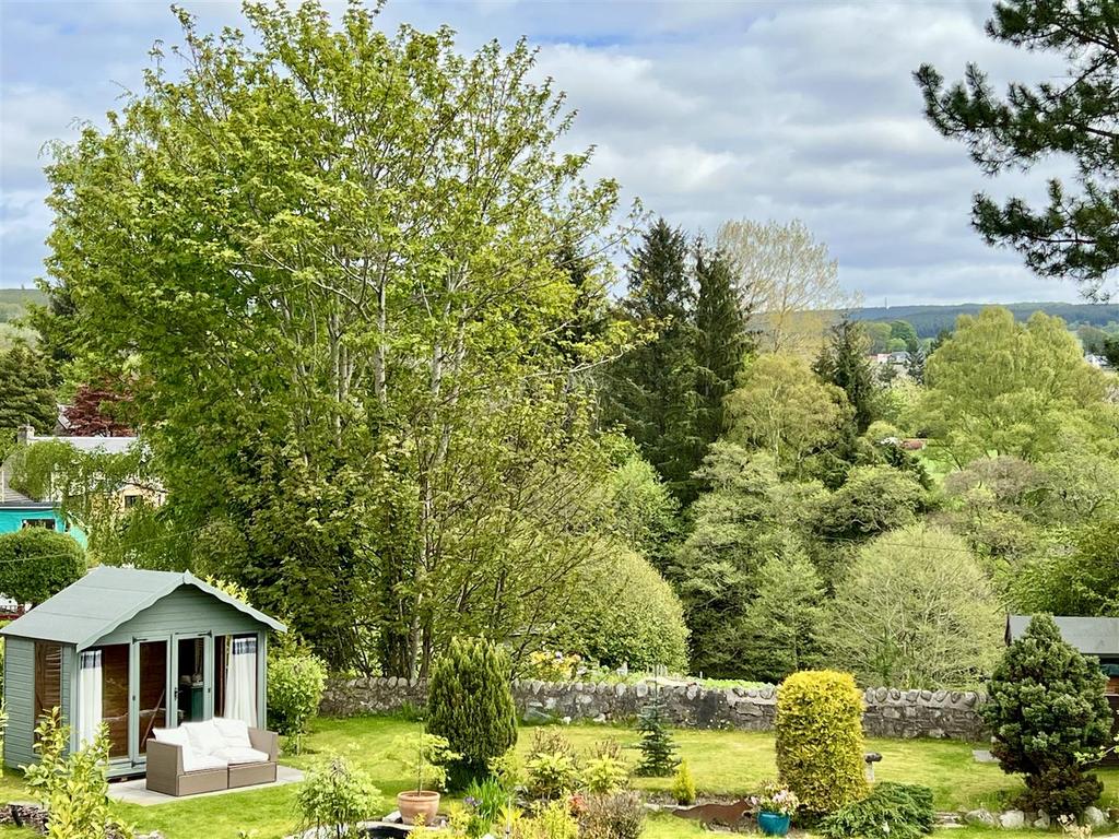 East Moulin Road, Pitlochry, Views