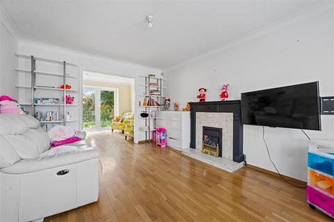 3 bedroom detached house for sale, Torrens Close, Guildford