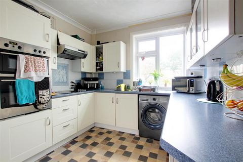 3 bedroom semi-detached house for sale, Victoria Road, Mablethorpe LN12