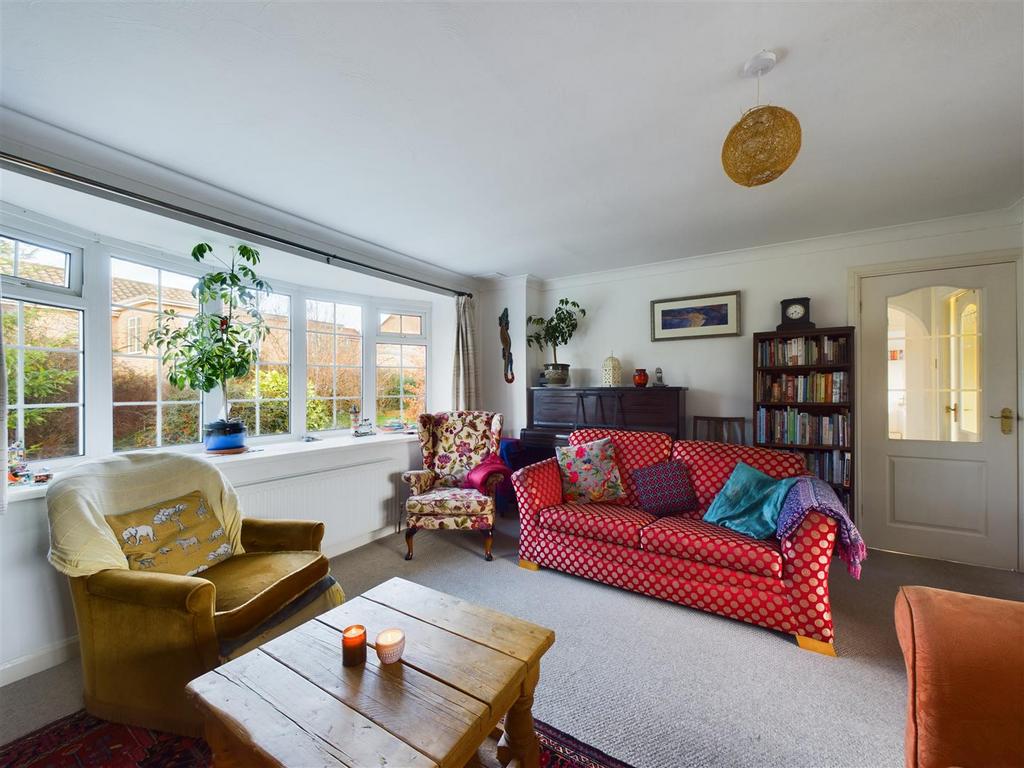 Living room/dining room