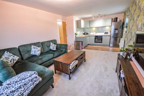 2 bedroom apartment for sale, High Street, Eckington, Sheffield, S21