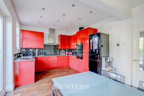 49 Mossway, Middleton, Manchester, M24 1WS