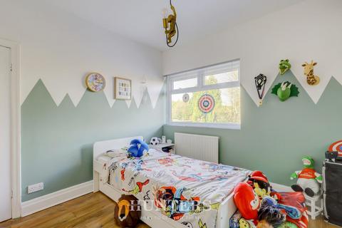 49 Mossway, Middleton, Manchester, M24 1WS